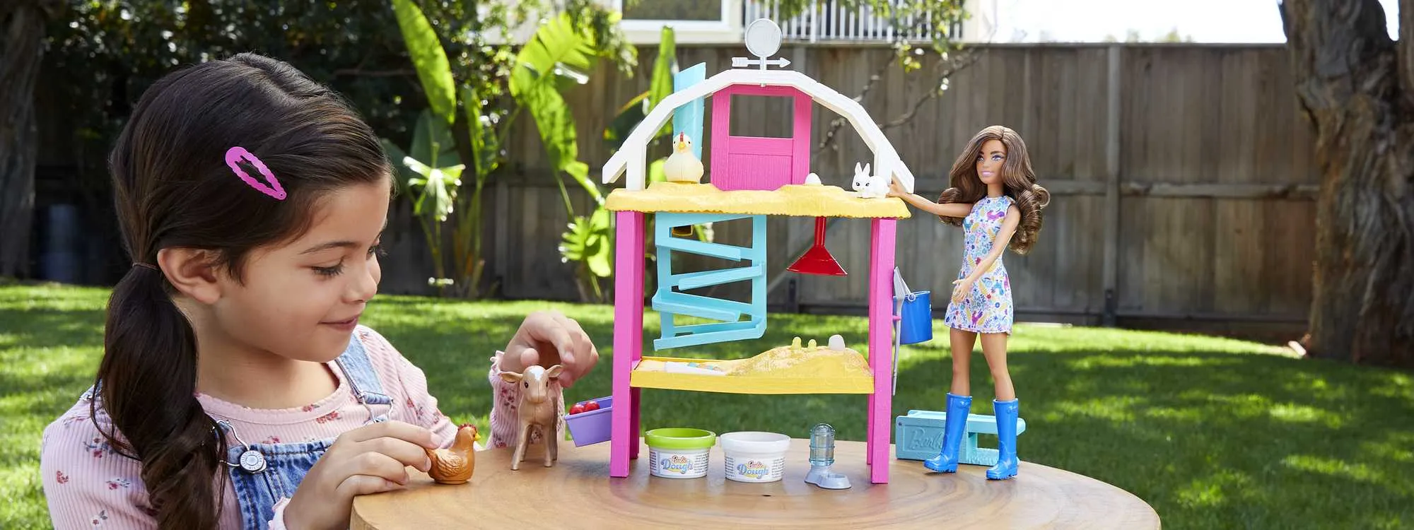 Barbie Profesiones Set de Juego Diversión en la Granja