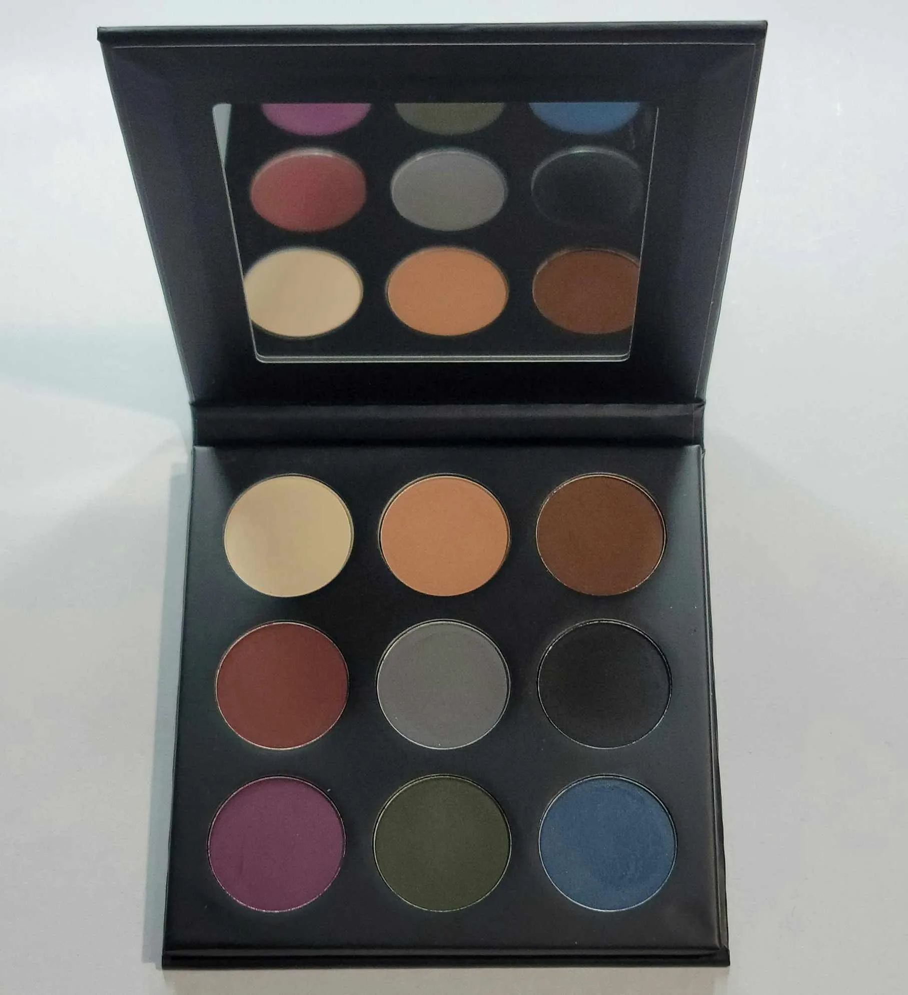 Simple & Smokey Eyeshadow Palette